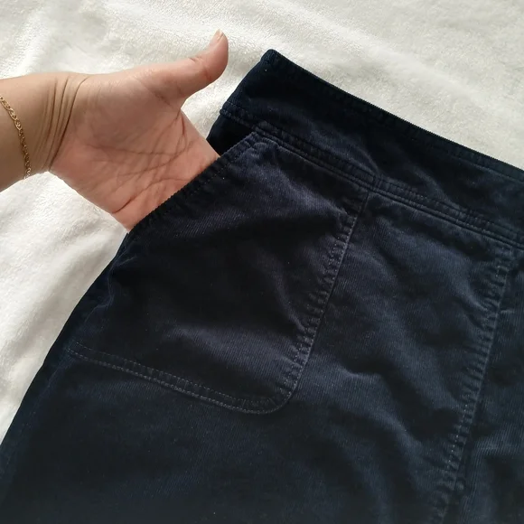 Talbots Women's Corduroy Mini Skirt Size 10 Navy Blue Cotton Blend With Pockets - Picture 4 of 11
